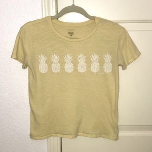 Tilly yellow billabong pineapple tee shirt